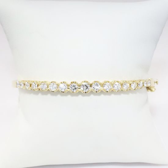 Picture of 14k Yellow Gold & Diamond Bangle Bracelet