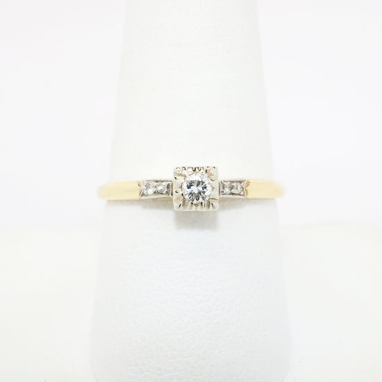 Picture of Vintage 1940's 14k Gold & Diamond Engagement Ring