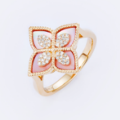 Picture of Ladies 14k Yellow Gold and Mother of Pearls Four Leaf Clover Ring