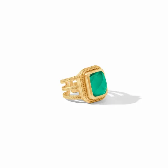 Picture of Cheval Statement Ring in Iridescent Emerald