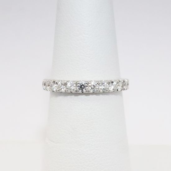 Picture of 14k White Gold & Diamond Wedding Band