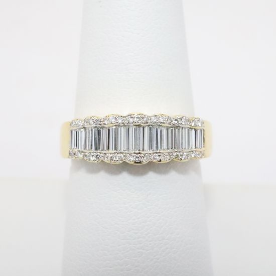 Picture of Scalloped 18k Yellow Gold Wedding Band with Baguette & Round Cut Diamonds