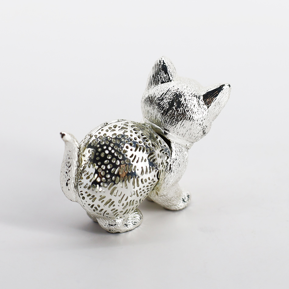 The Silver Queen | Christofle 'Lumiere d'Argent' Collection Cat