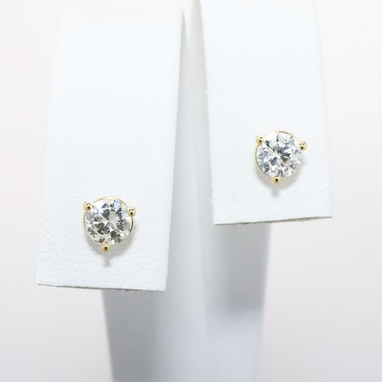 Picture of 14k Yellow Gold & Round Brilliant Cut Diamond Solitaire Stud Earrings