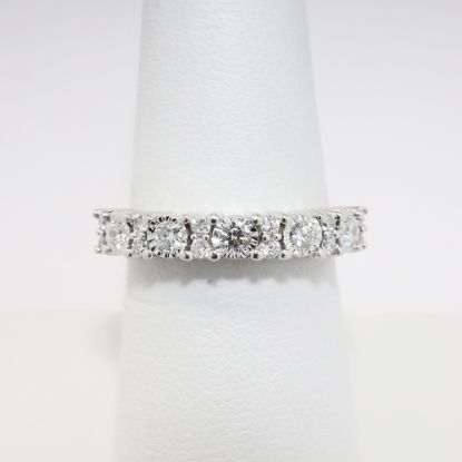 Picture of 14k White Gold & Round Brilliant Cut Diamond Wedding Band