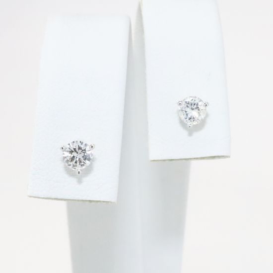 Picture of 14k White Gold & Round Brilliant Cut Diamond Solitaire Stud Earrings