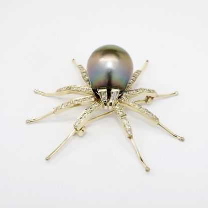 Picture of 14k White Gold & Cultured Tahitian Black Pearl Spider Brooch with Diamond Accents 