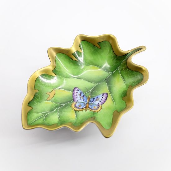 Picture of Anna Weatherley Porcelain Oak Leaf Shaped Accent Dish with Butterfly 