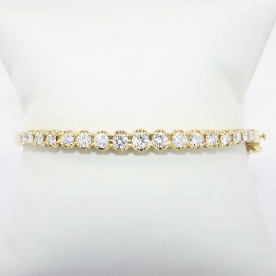 Picture of 14k Yellow Gold & Diamond Hinged Bangle Bracelet 