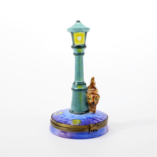 Picture of Rare Limoges Porcelain Cat in the Night with Street Lamp Trinket Box by Chamart