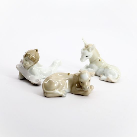 Picture of Lladro #6095 Three-Piece set Mini "Pesebre Con Anilla" Porcelain Figurines