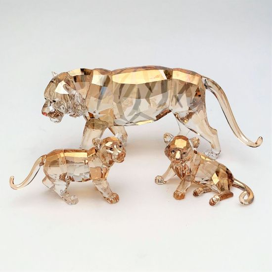 Picture of Swarovski - 2010 Endangered Wildlife Tiger & 2 Cubs