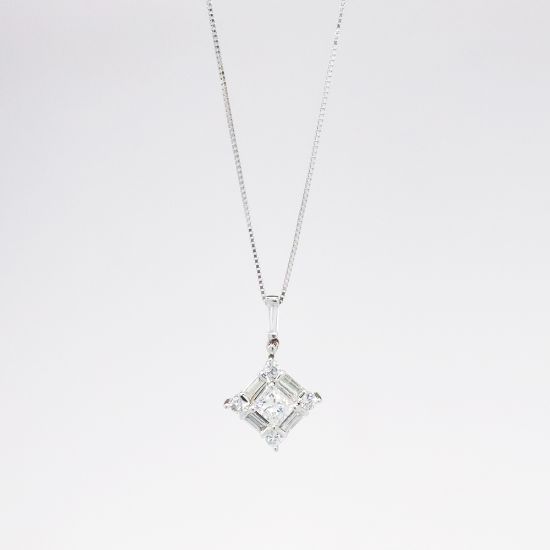 Picture of 14k White Gold Diamond Necklace 