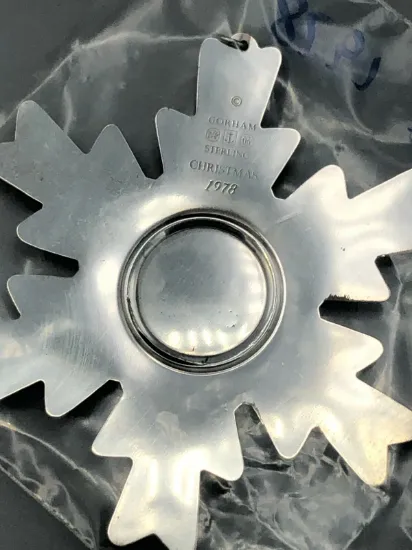 Picture of Gorham Sterling Silver 1978 Annual Snowflake Ornament, no box