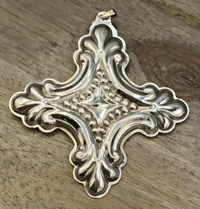 Picture of Reed & Barton Sterling Silver 1990 Annual Christmas Cross Ornament, with box