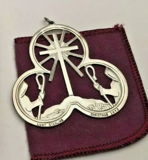 Picture of Lunt 1972 Sterling Silver Trefoil Ornament "Shepherds Village", gently used
