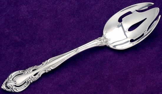 Picture of Pierced Tableserv.spn