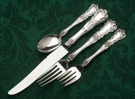 Picture of 4-Piece Dinner Place Setting with French Blade Knife
