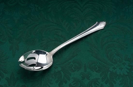 Picture of Pierced Tableserv.spn