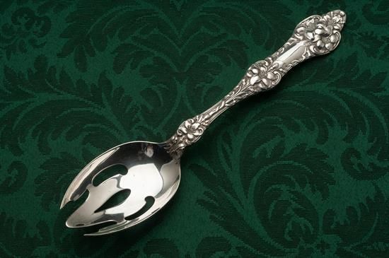 Picture of Pierced Tableserv.spn