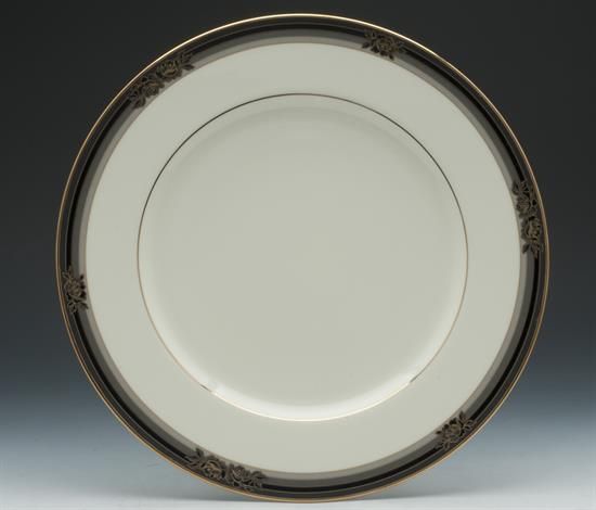Picture of Dinner Plates