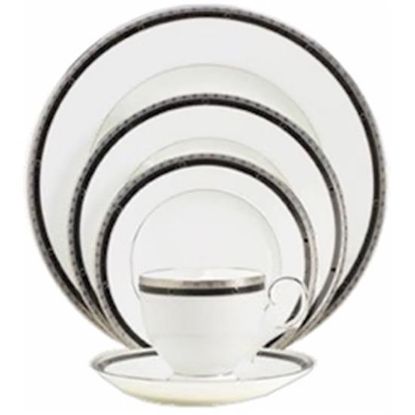 Picture of Dinner Plates