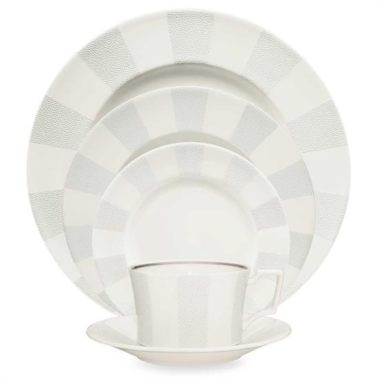 Picture of Dinner Plates