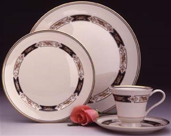 Picture of Dinner Plates