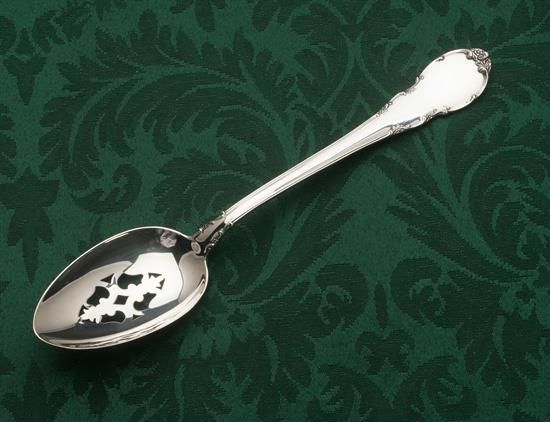 Picture of Pierced Tableserv.spn