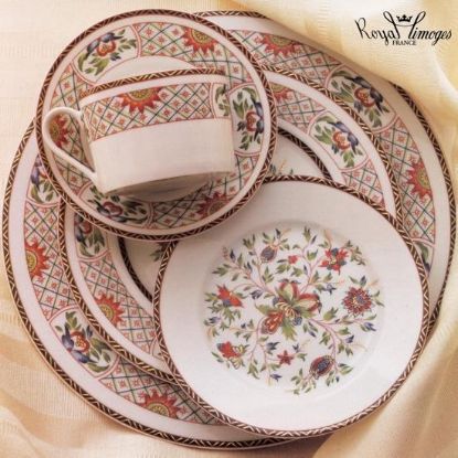 Picture of Dinner Plates