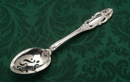 Picture of Pierced Tableserv.spn