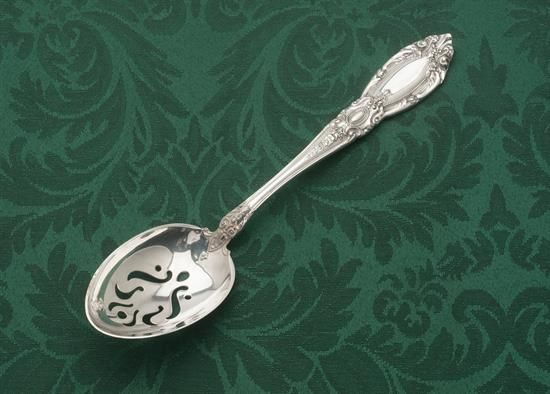 Picture of Pierced Tableserv.spn