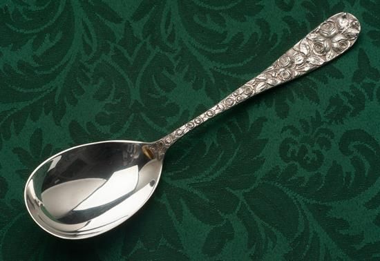 Picture of Berry Serving Spoon