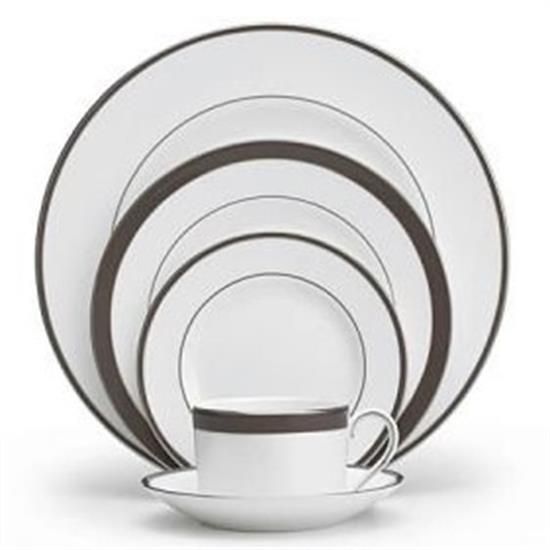 Picture of Dinner Plates
