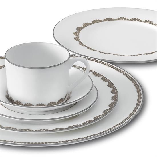 Picture of Dinner Plates