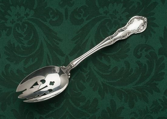 Picture of Pierced Tableserv.spn