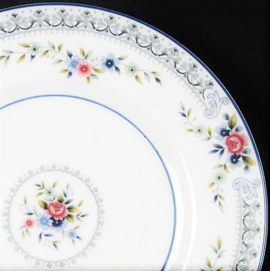 Picture of Dinner Plates