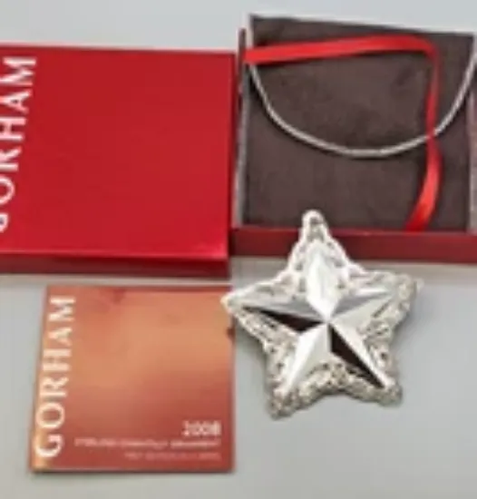 Picture of Gorham Sterling Silver 2008 Annual Star Chantilly Ornament, with box