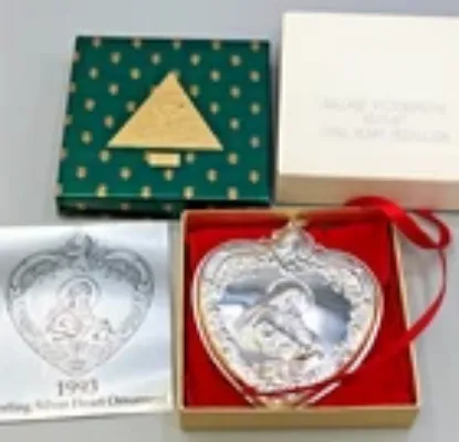 Picture of Wallace 1993 Grande Baroque Heart Ornament Sterling Silver, gently used with box