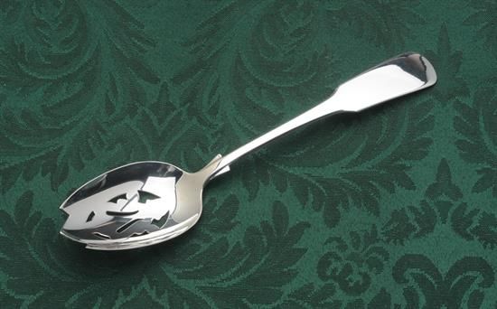 Picture of Pierced Tableserv.spn