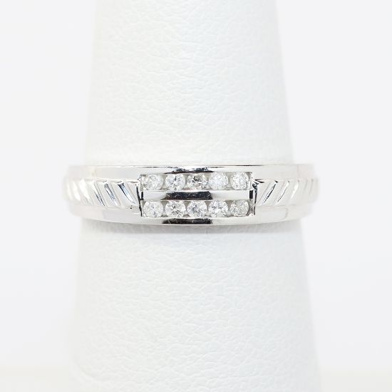Picture of 18k White Gold Diamond Band