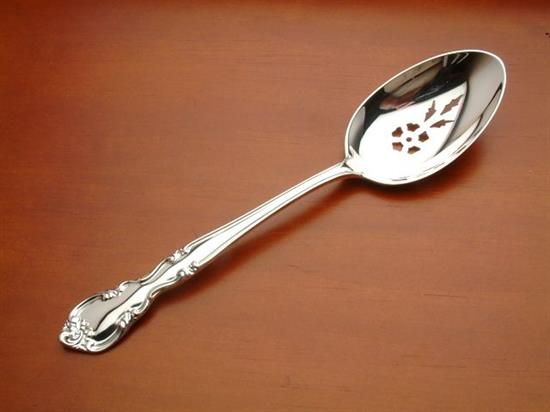 Picture of Pierced Tableserv.spn