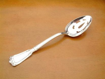 Picture of Pierced Tableserv.spn