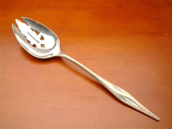 Picture of Pierced Tableserv.spn