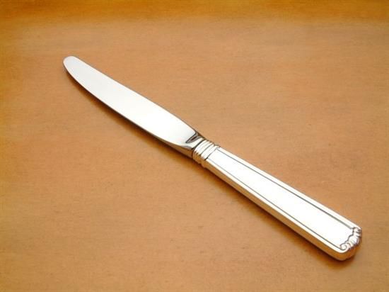 Picture of Place Knife Modern