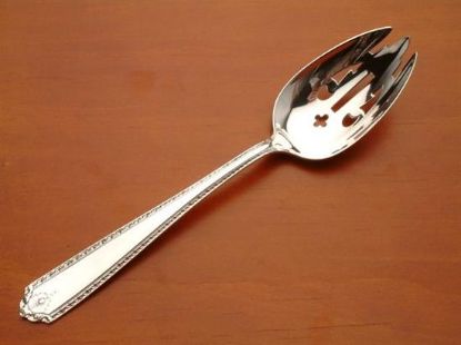 Picture of Pierced Tableserv.spn