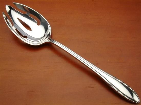 Picture of Pierced Tableserv.spn