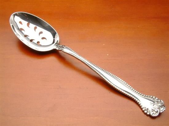 Picture of Pierced Tableserv.spn