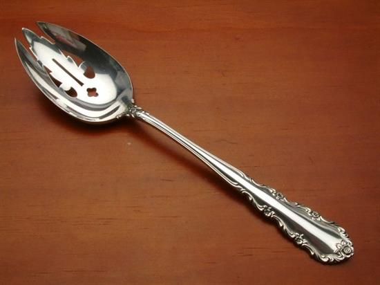 Picture of Pierced Tableserv.spn