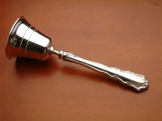 Picture of Ringing Dinner Bell Hh